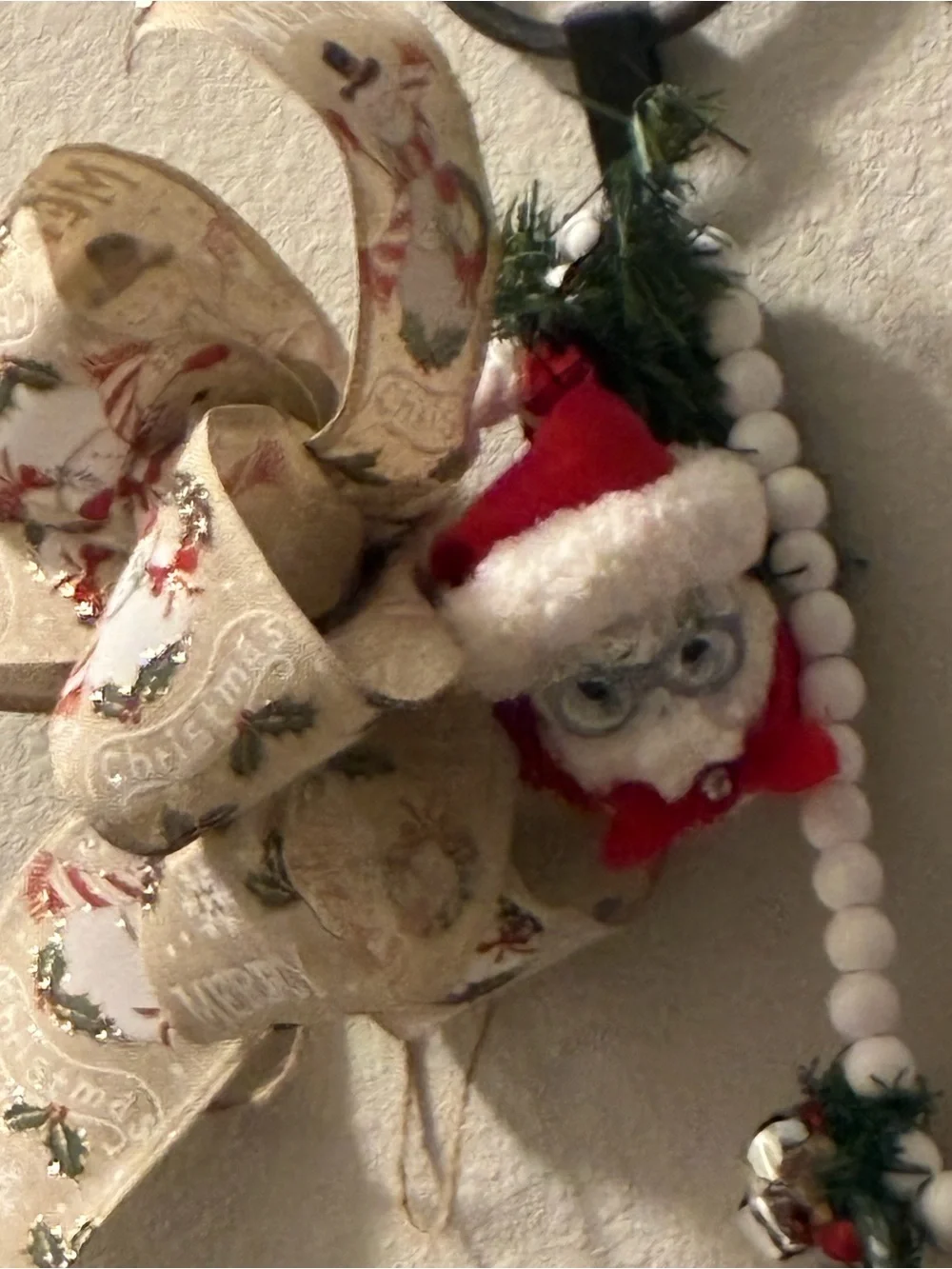 60” Christmas Santa Beaded Garland